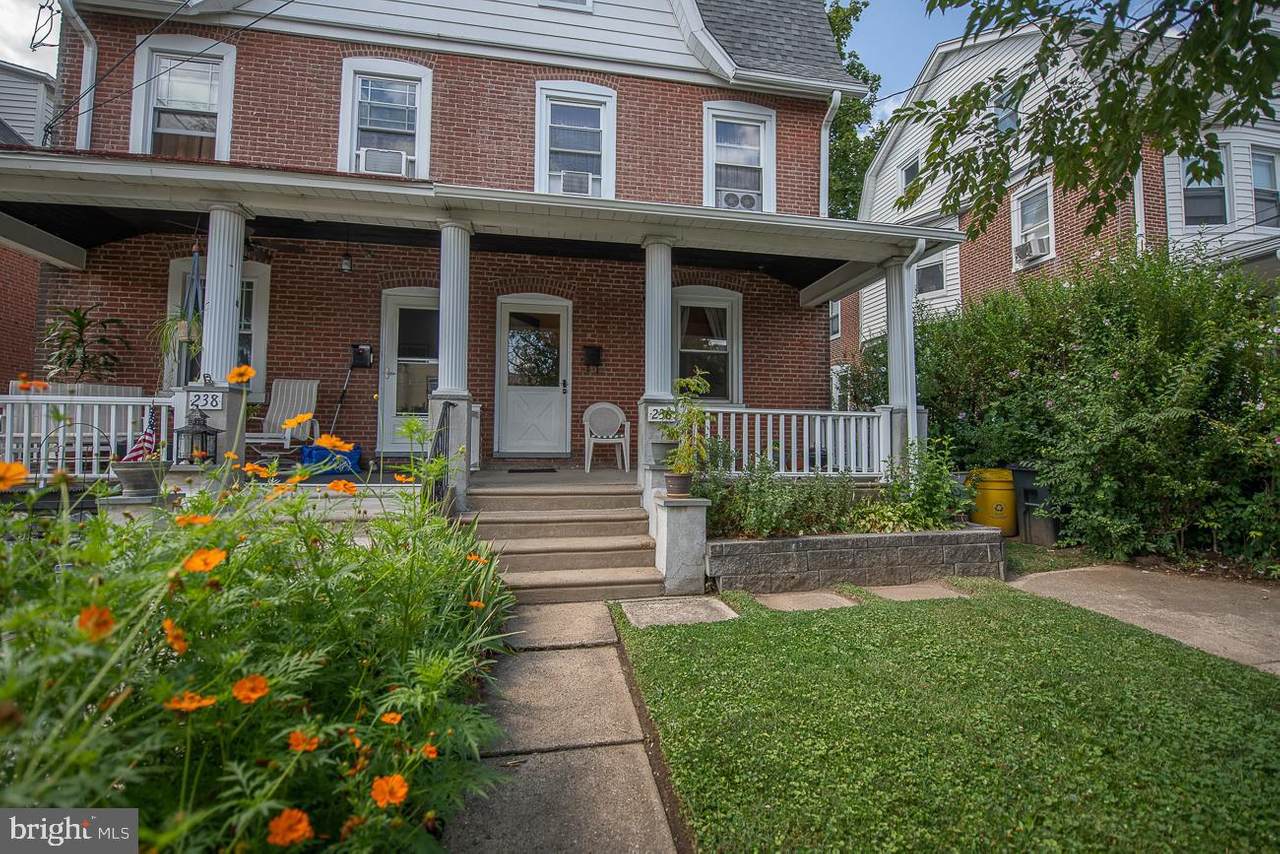 236 Edgemont Avenue - Photo 1