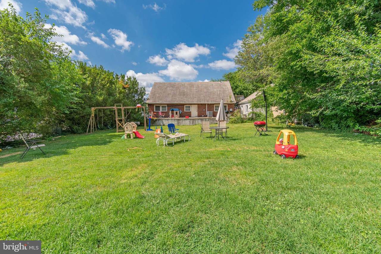 00 Macdade Boulevard - Photo 1