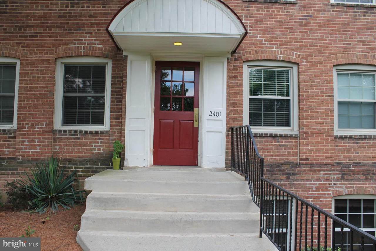 2401 Arlington Boulevard - Photo 1
