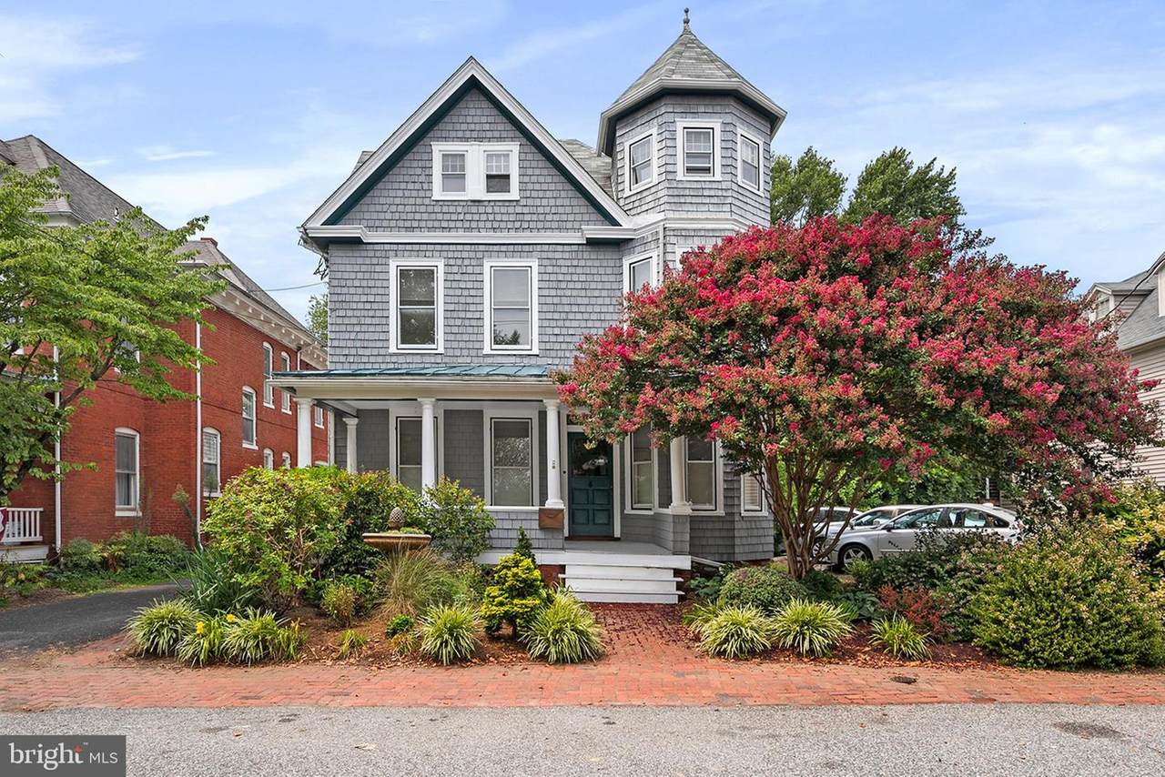 114 Water Street - Photo 1