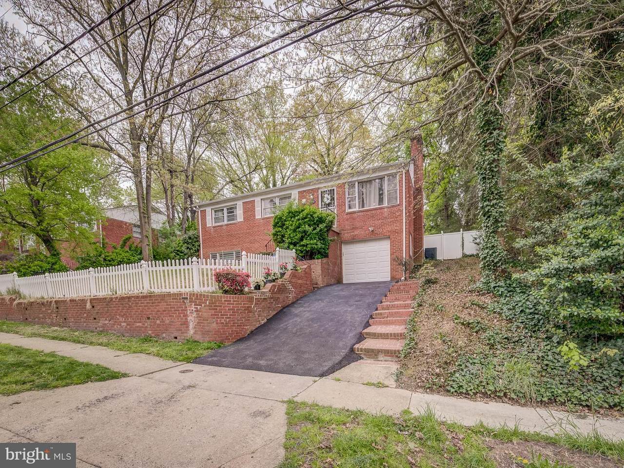 7910 Livingston Road - Photo 1