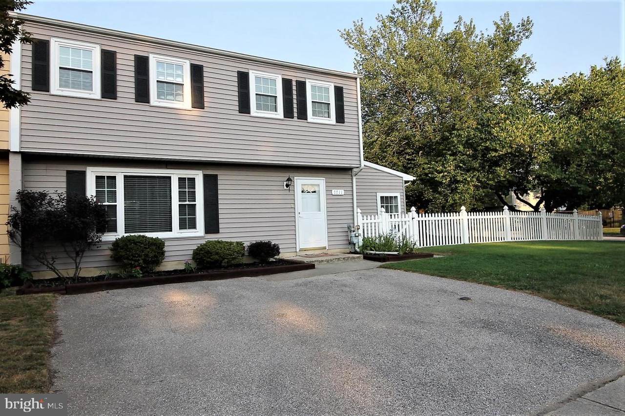7711 Princess Place - Photo 1