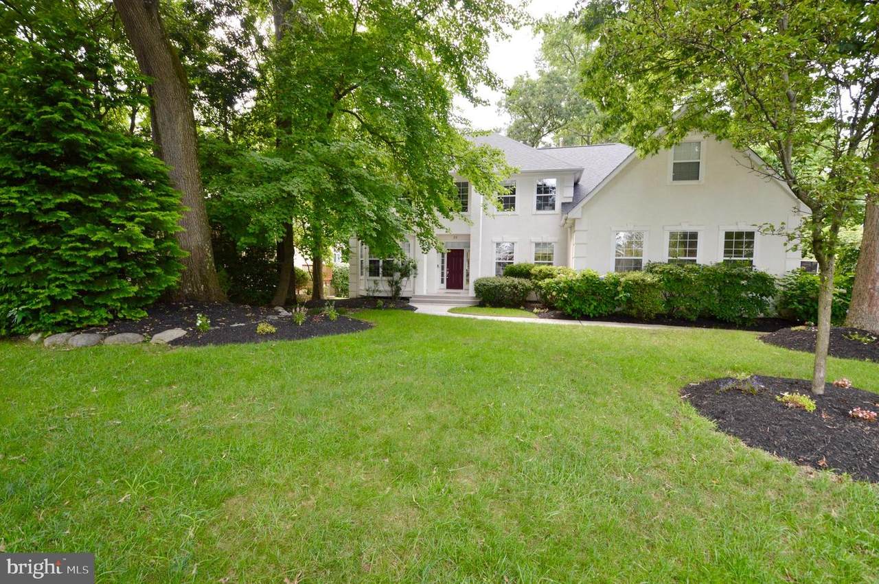28 Collage Lane - Photo 1