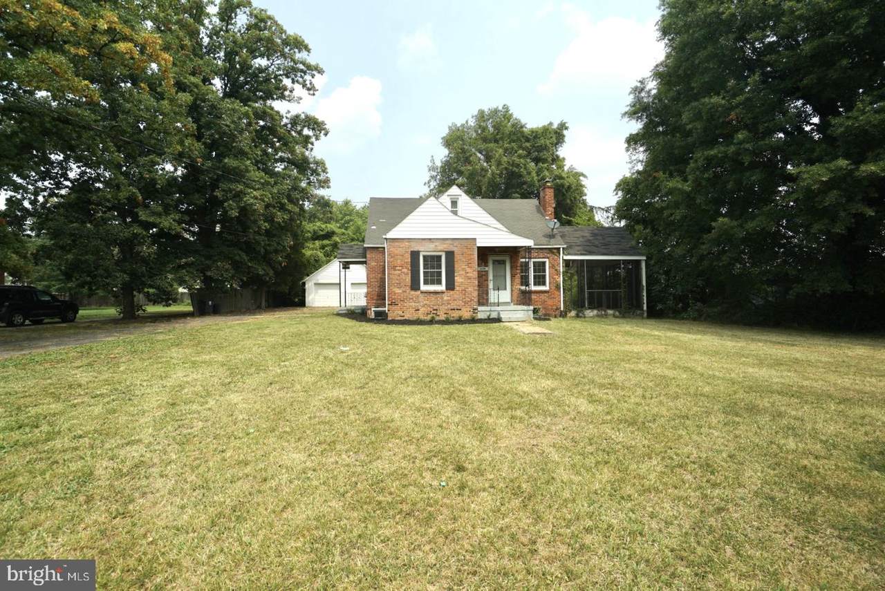 6208 Woodland Lane - Photo 1