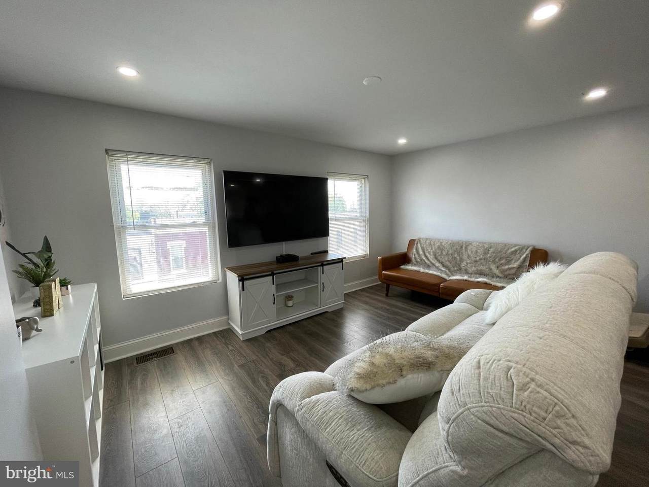 2423 Jefferson Street - Photo 1