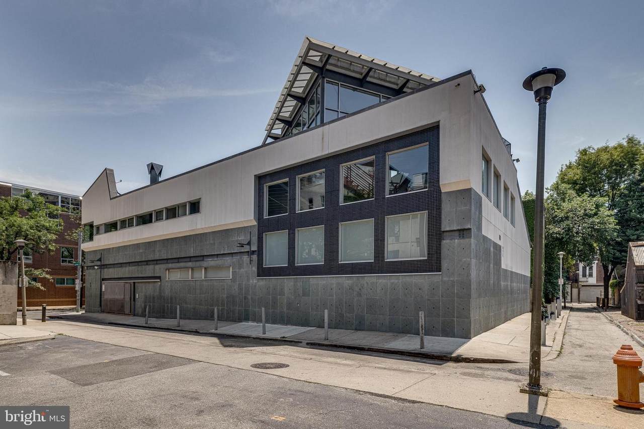 1200 Latimer Street - Photo 1