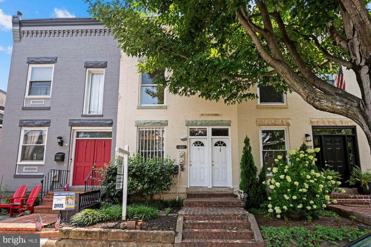 1221 D Street - Photo 1