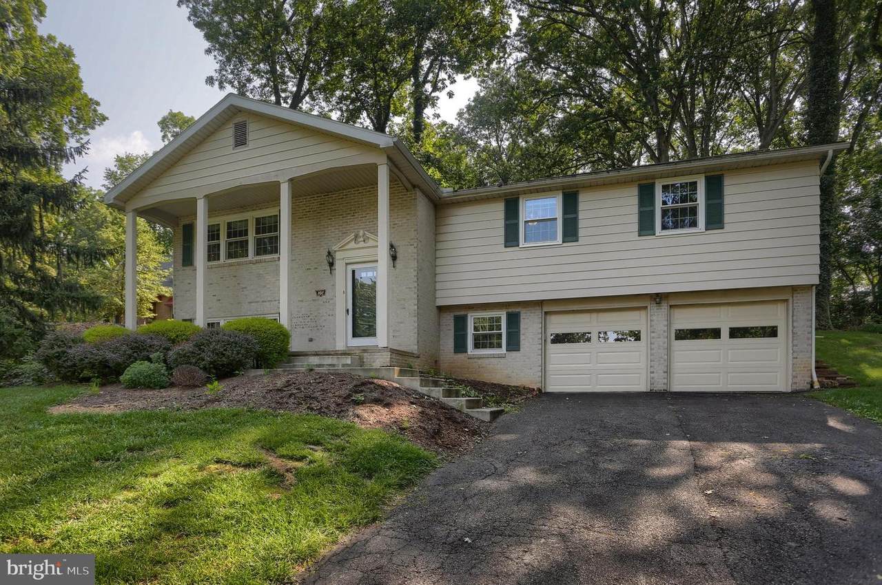 25 Hickory Rd - Photo 1