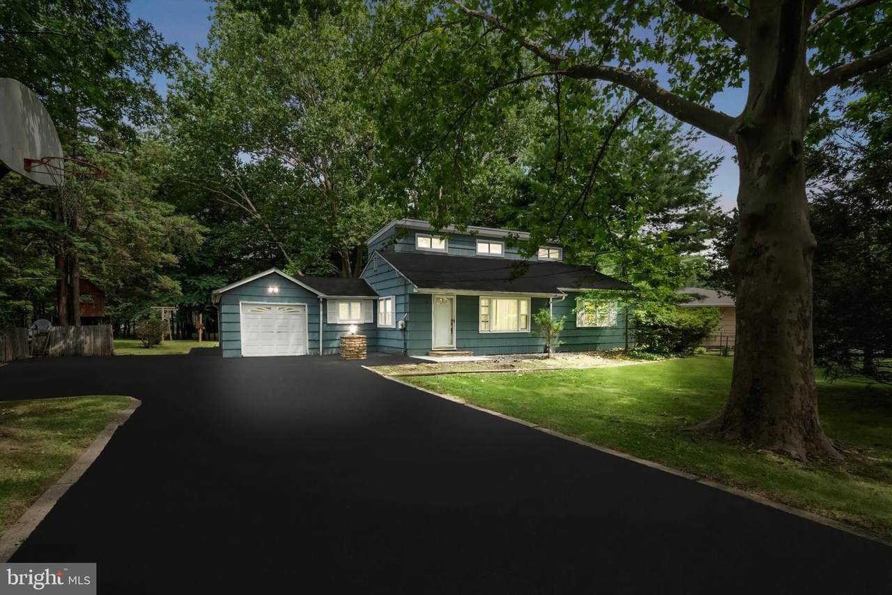 2 Flower Hill Lane - Photo 1