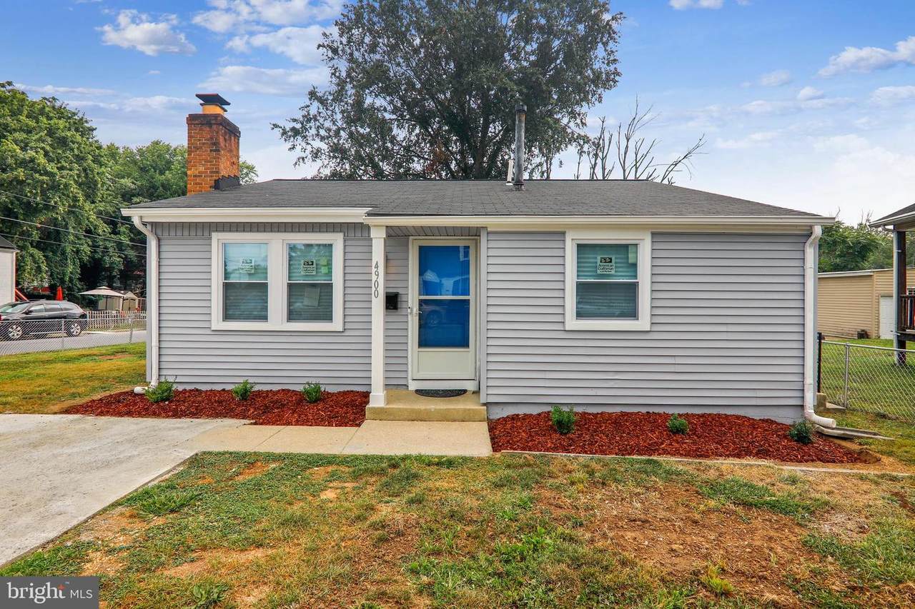 4900 Emo Street - Photo 1