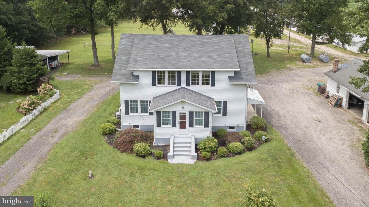 621 Main Avenue - Photo 1