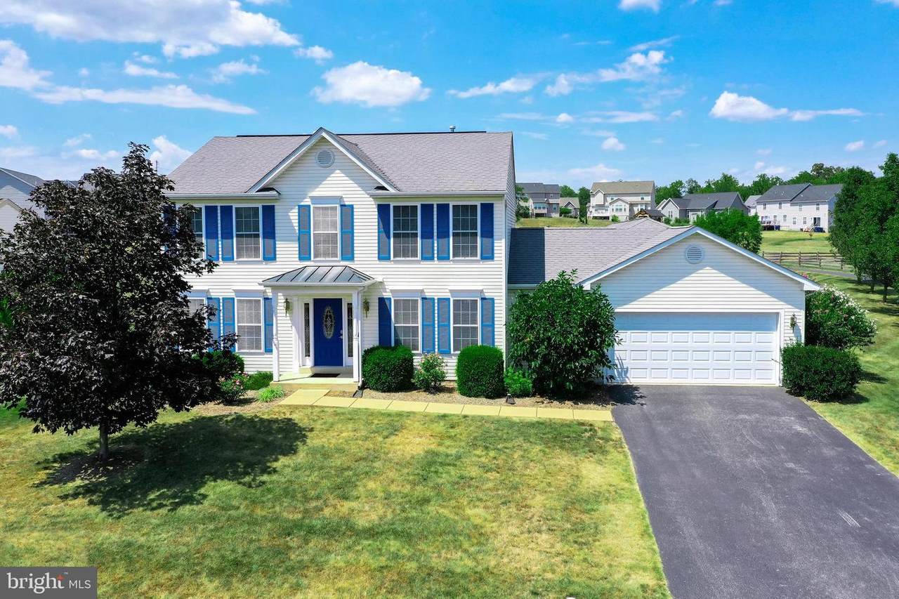 55 Friendship Lane - Photo 1