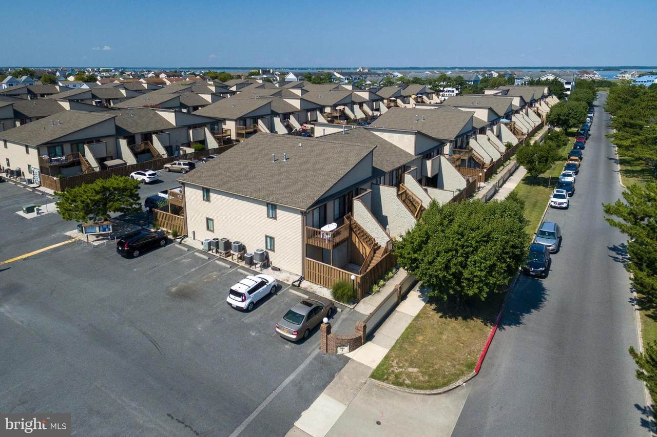 105 120TH Street - Photo 1