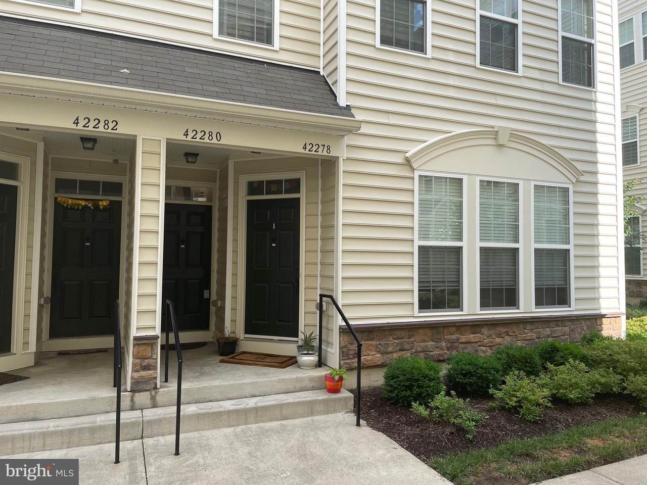 42280 San Juan Terrace - Photo 1