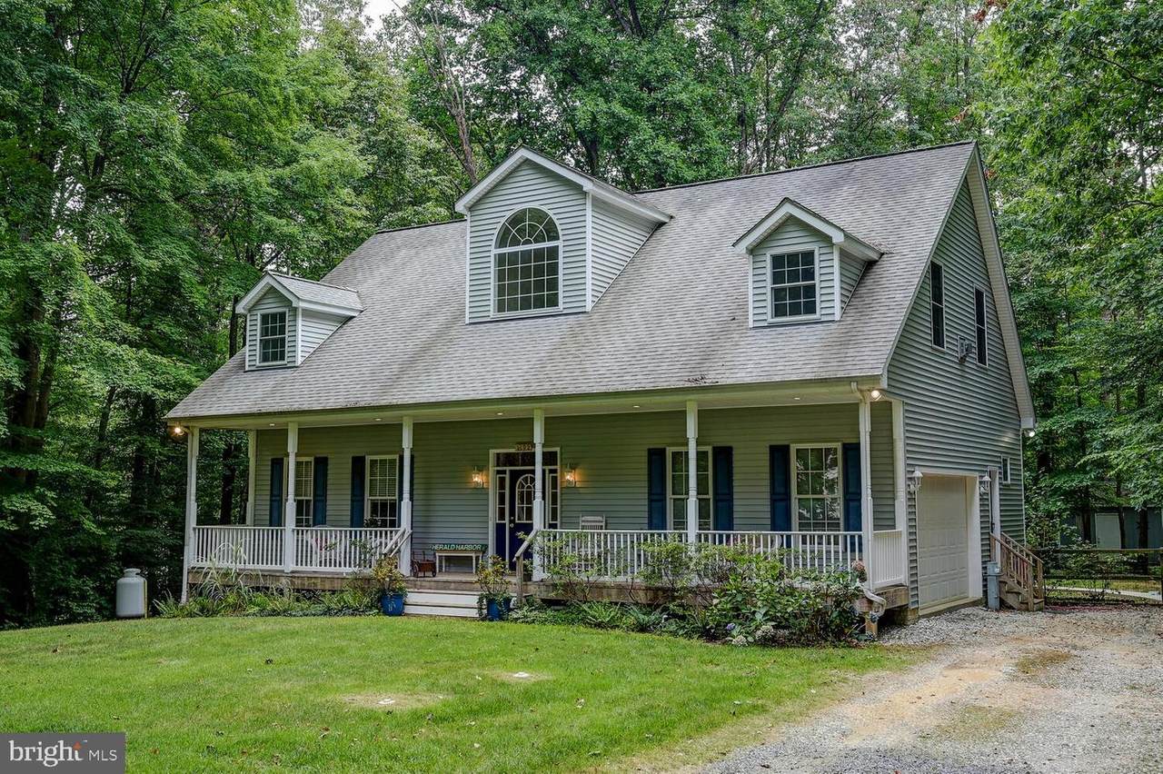 1192 Harbor Tree Drive - Photo 1