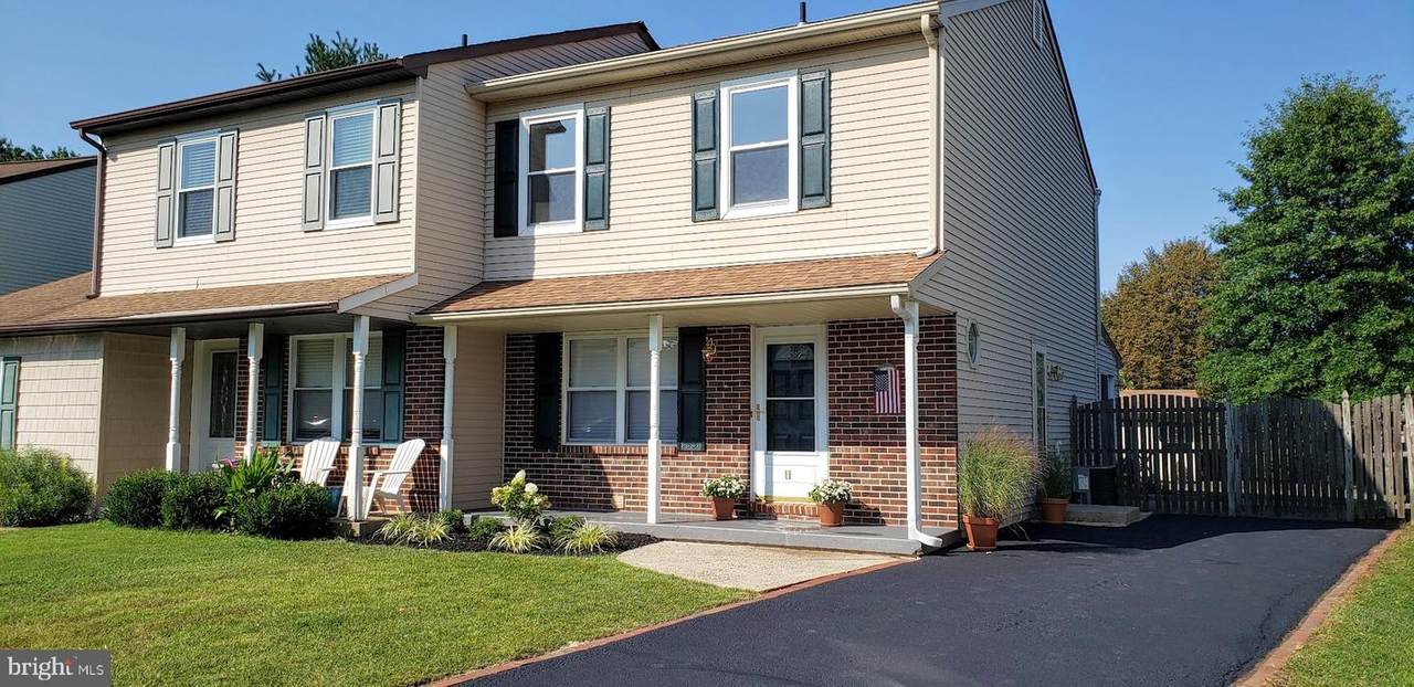 11 Curry Lane - Photo 1
