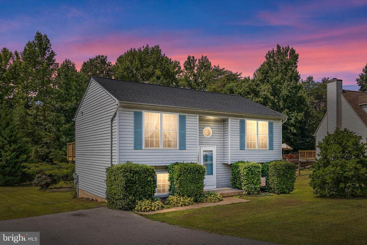 11503 Woodland View Drive - Photo 1