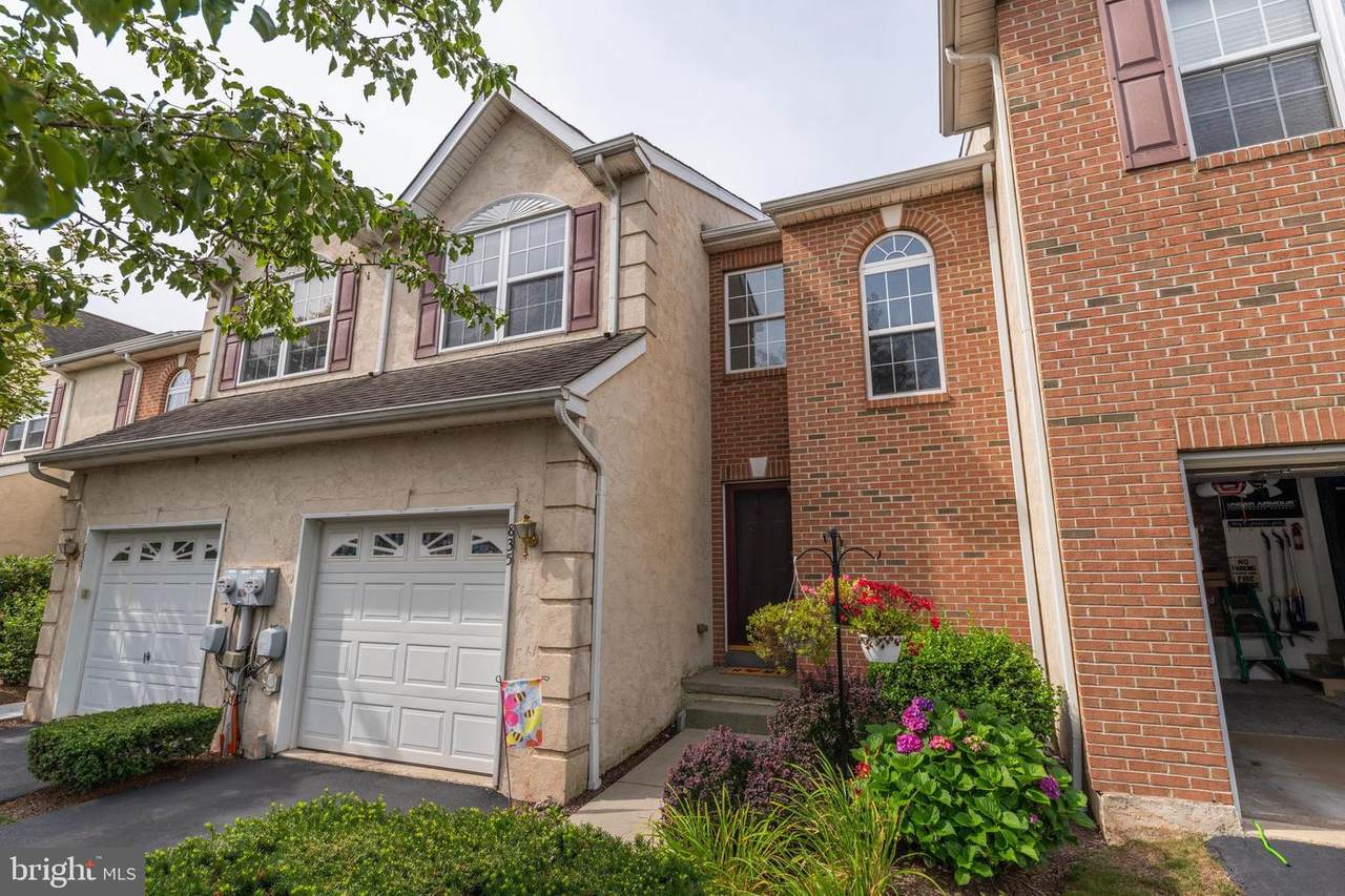 835 Carrington Drive - Photo 1