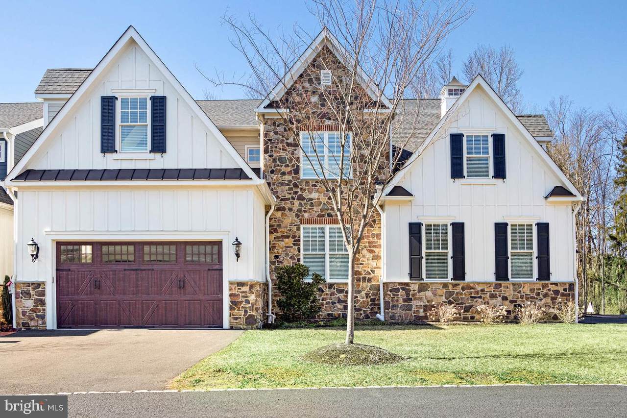 7 Richards Way - Photo 1