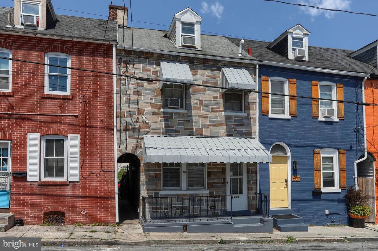 609 Poplar Street - Photo 1