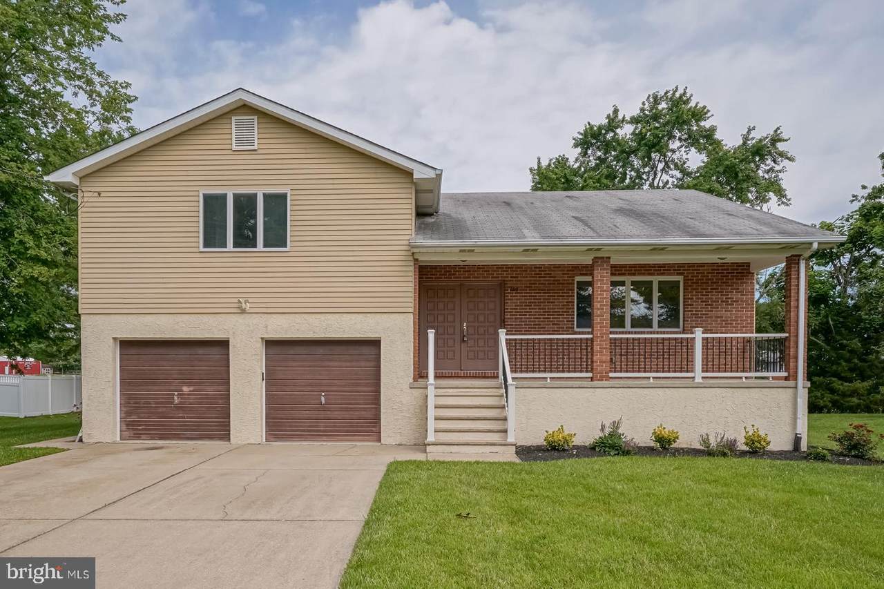 209 Wood Street - Photo 1