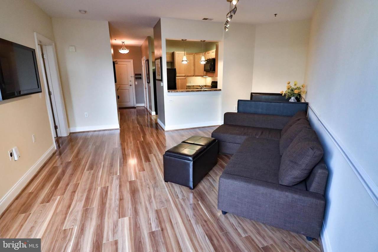 38 Maryland Avenue - Photo 1