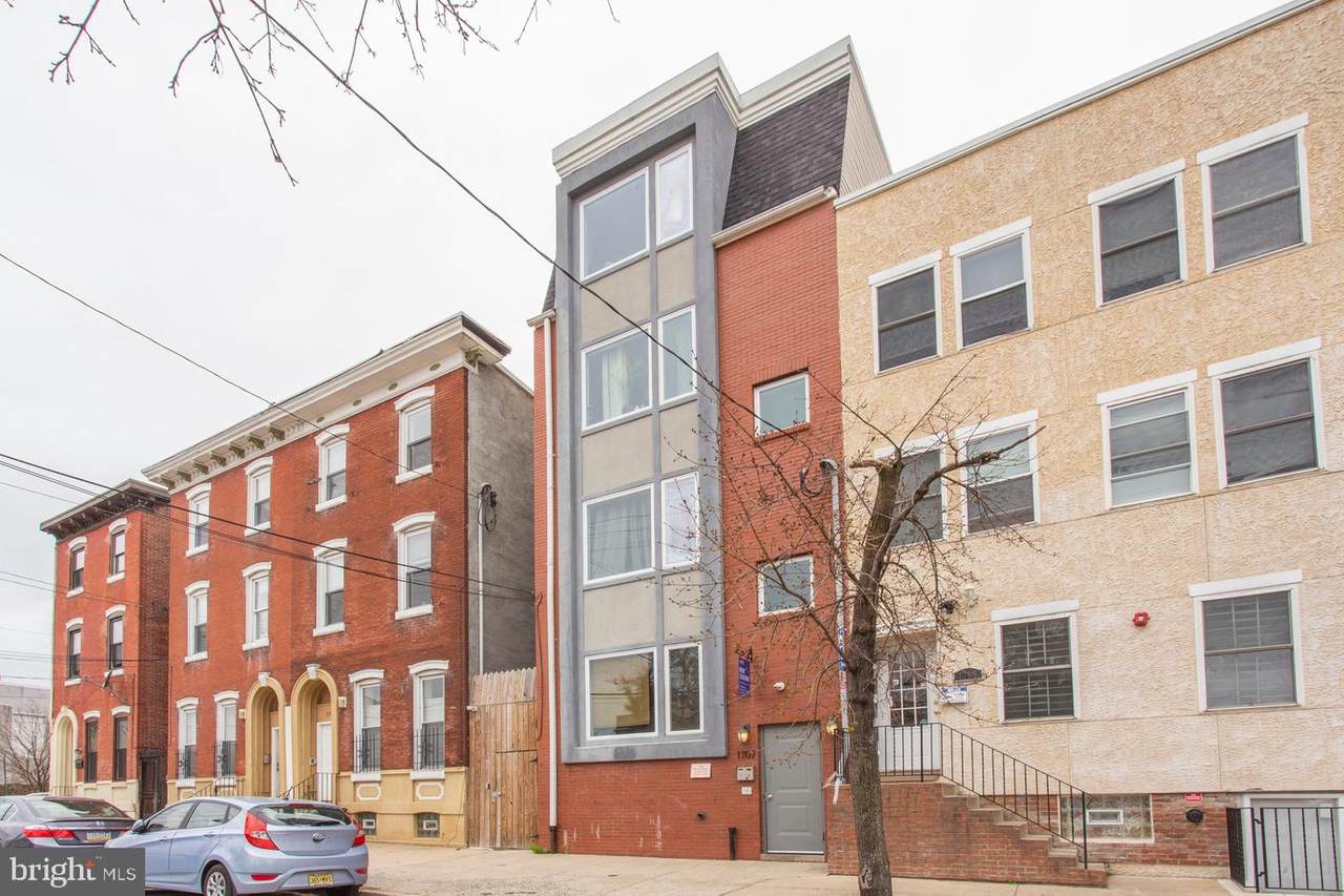 1707 Master Street - Photo 1