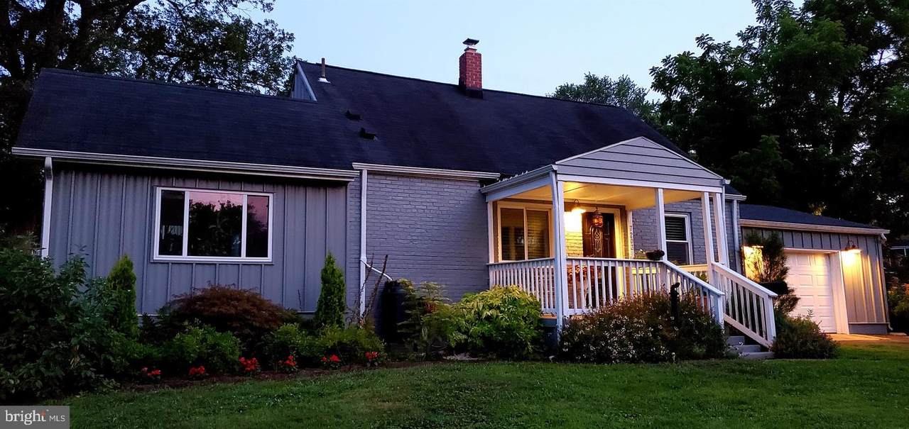 7203 Oakland Avenue - Photo 1