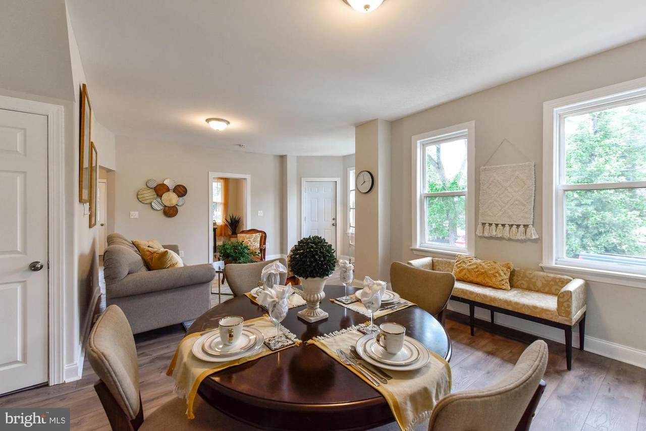 201 Maple Avenue - Photo 1