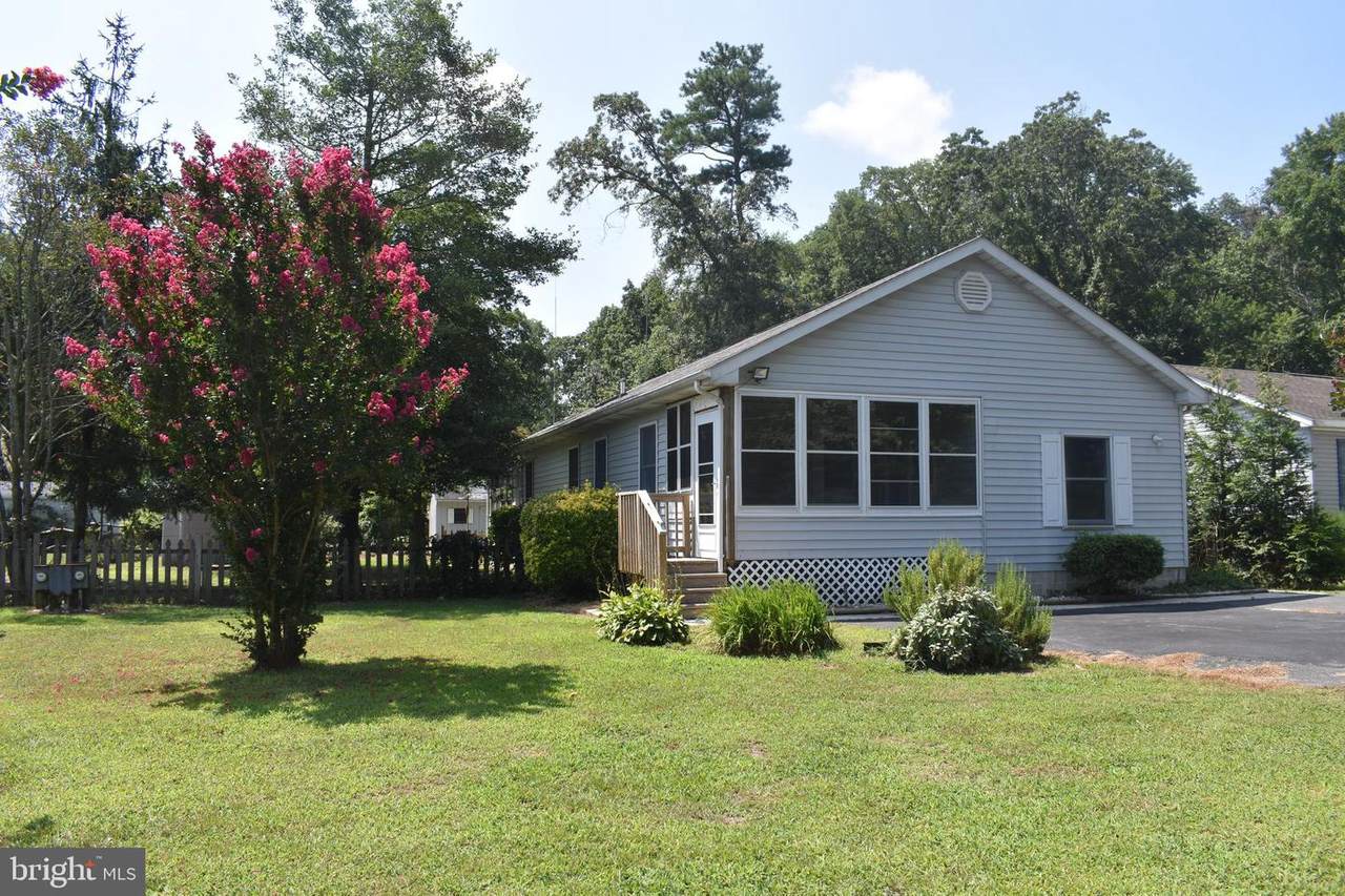 34396 Burbage Road - Photo 1