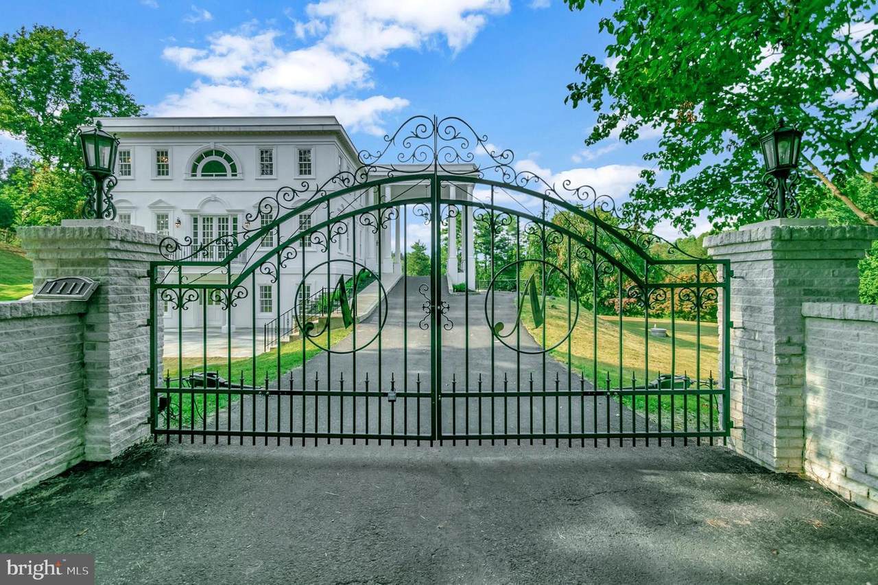 1111 Towlston Road - Photo 1