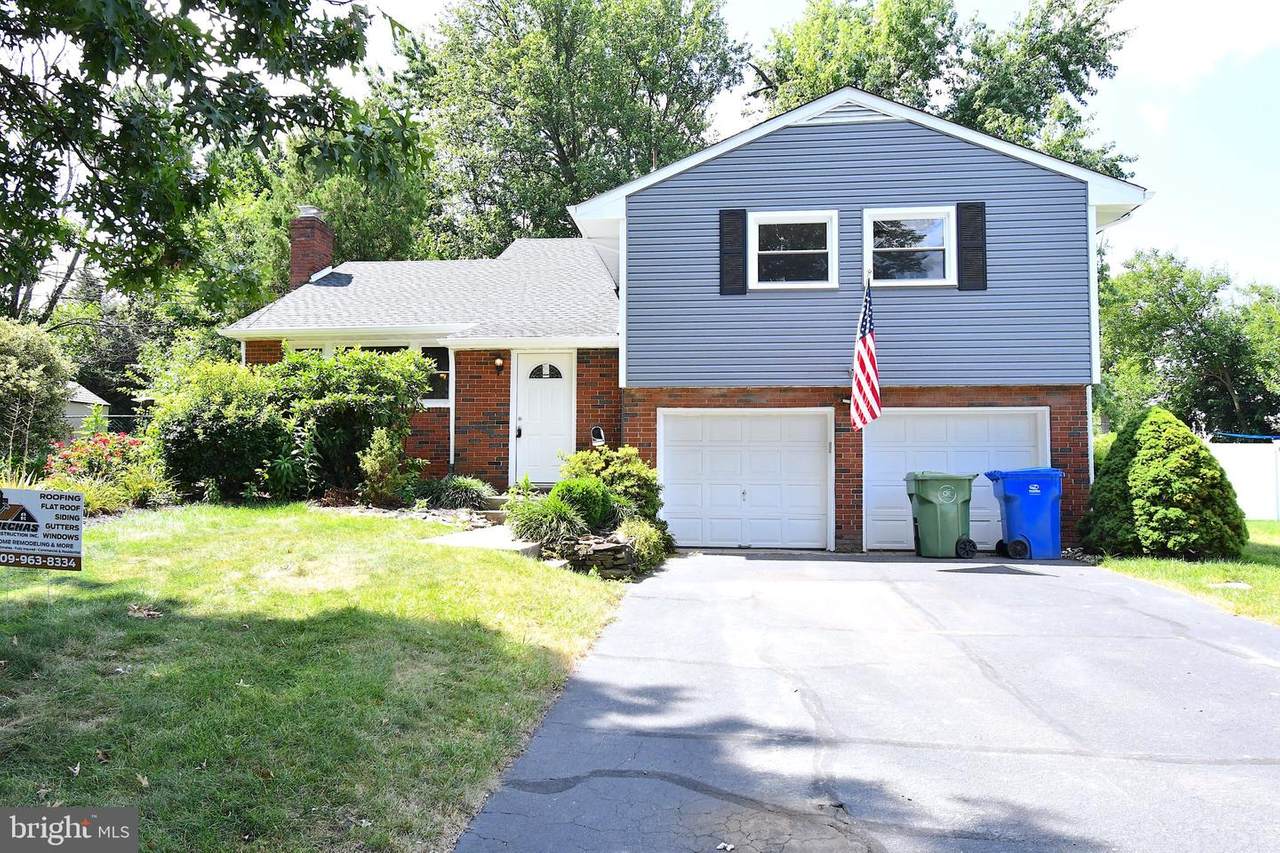 121 Weather Vane Drive - Photo 1