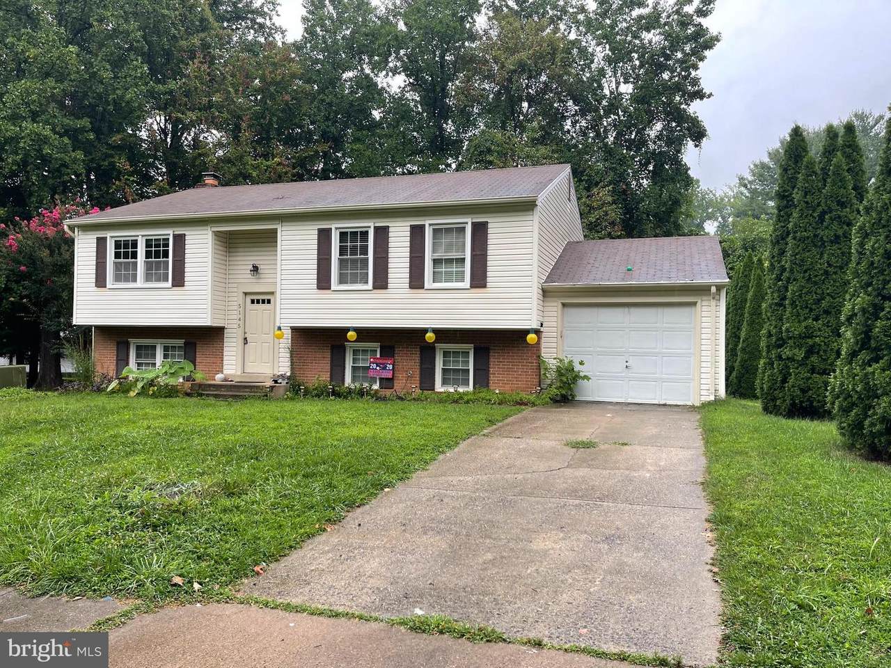 5145 Bradfield Drive - Photo 1