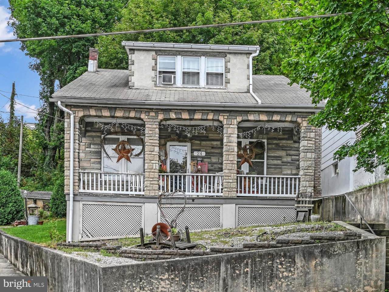 24 Jackson Street - Photo 1