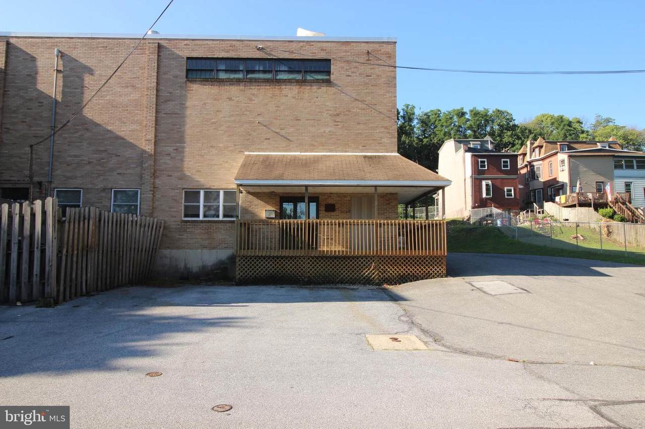 2710 Grant Street - Photo 1