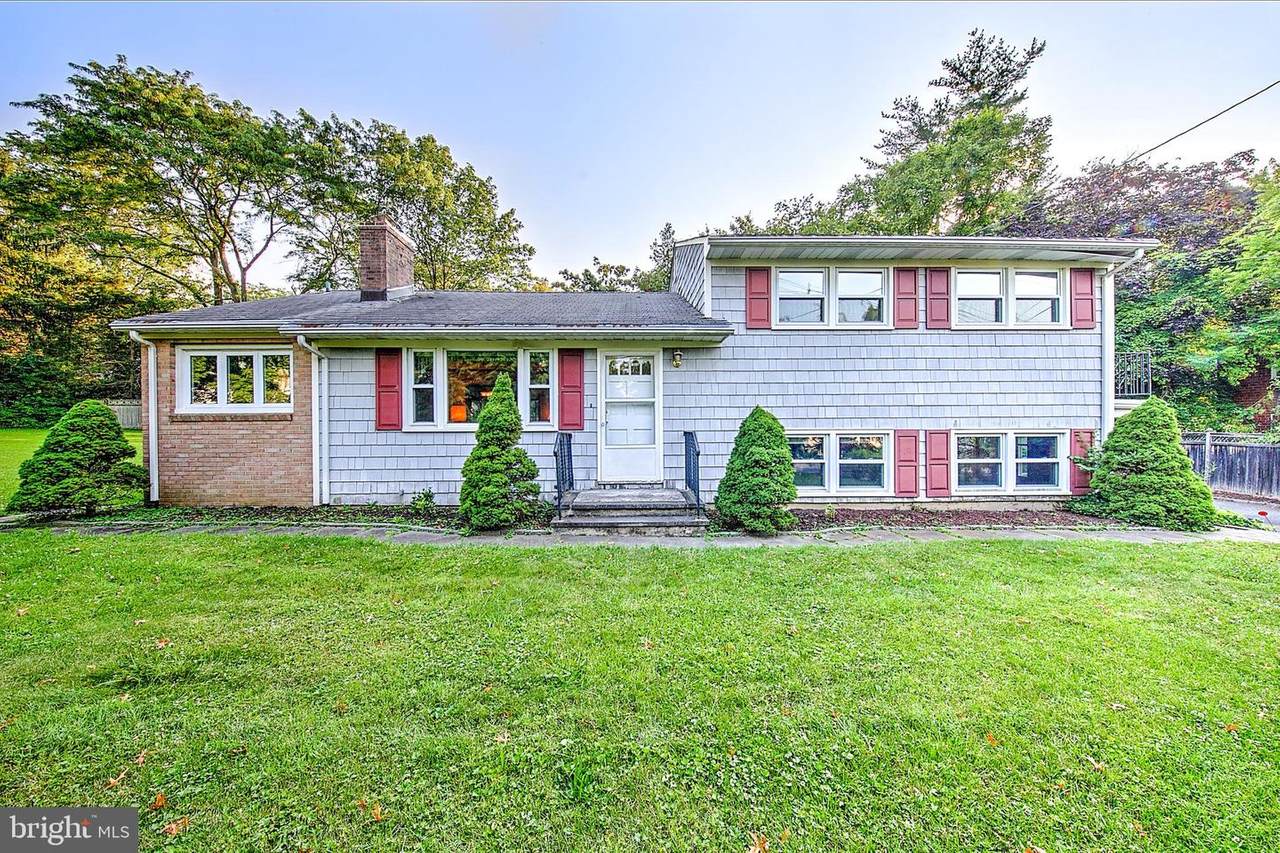154 Bayard Lane - Photo 1