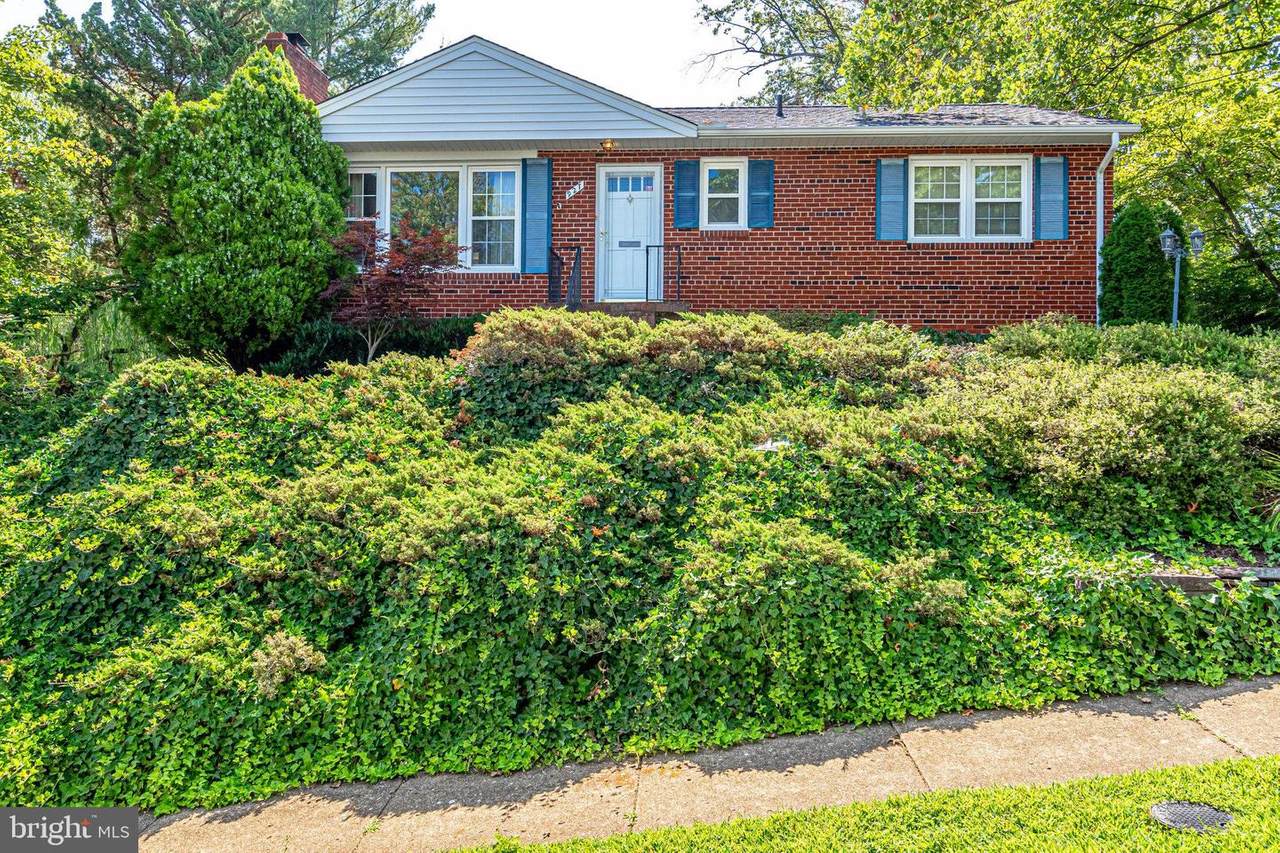 927 Nottingham Street - Photo 1