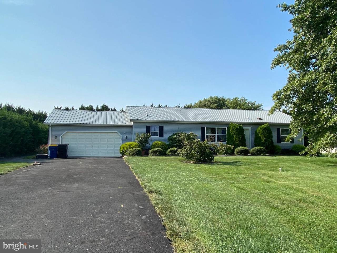 281 Blaine Drive - Photo 1