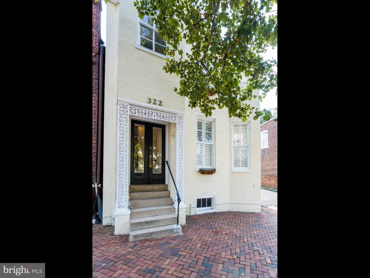 322 Washington Street - Photo 1
