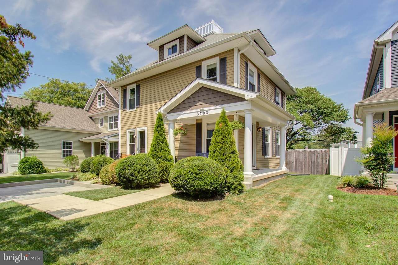3703 Lawrence Avenue - Photo 1