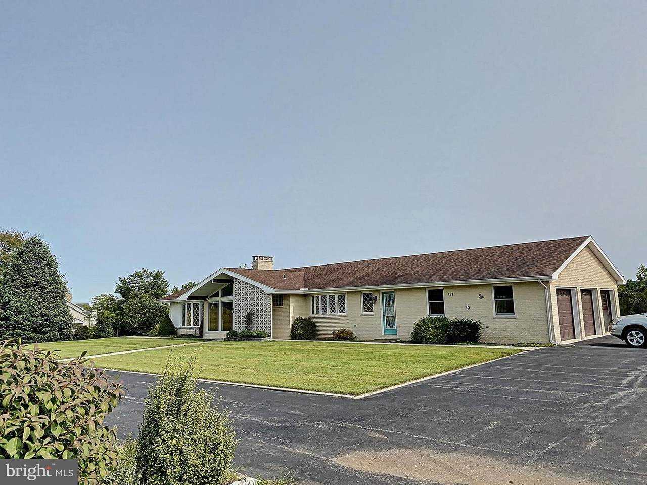 4 Home Road - Photo 1