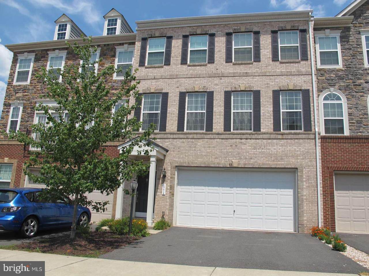 1774 Moultrie Terrace - Photo 1