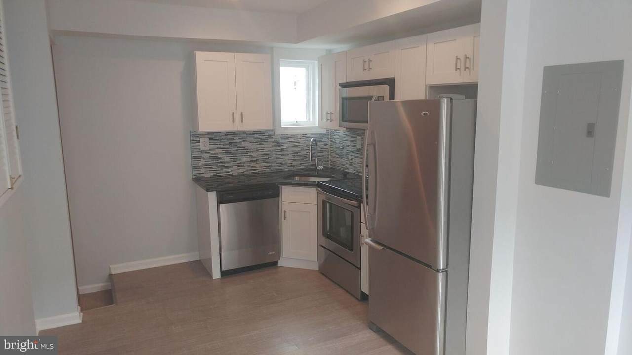 1425 Cambridge Street - Photo 1