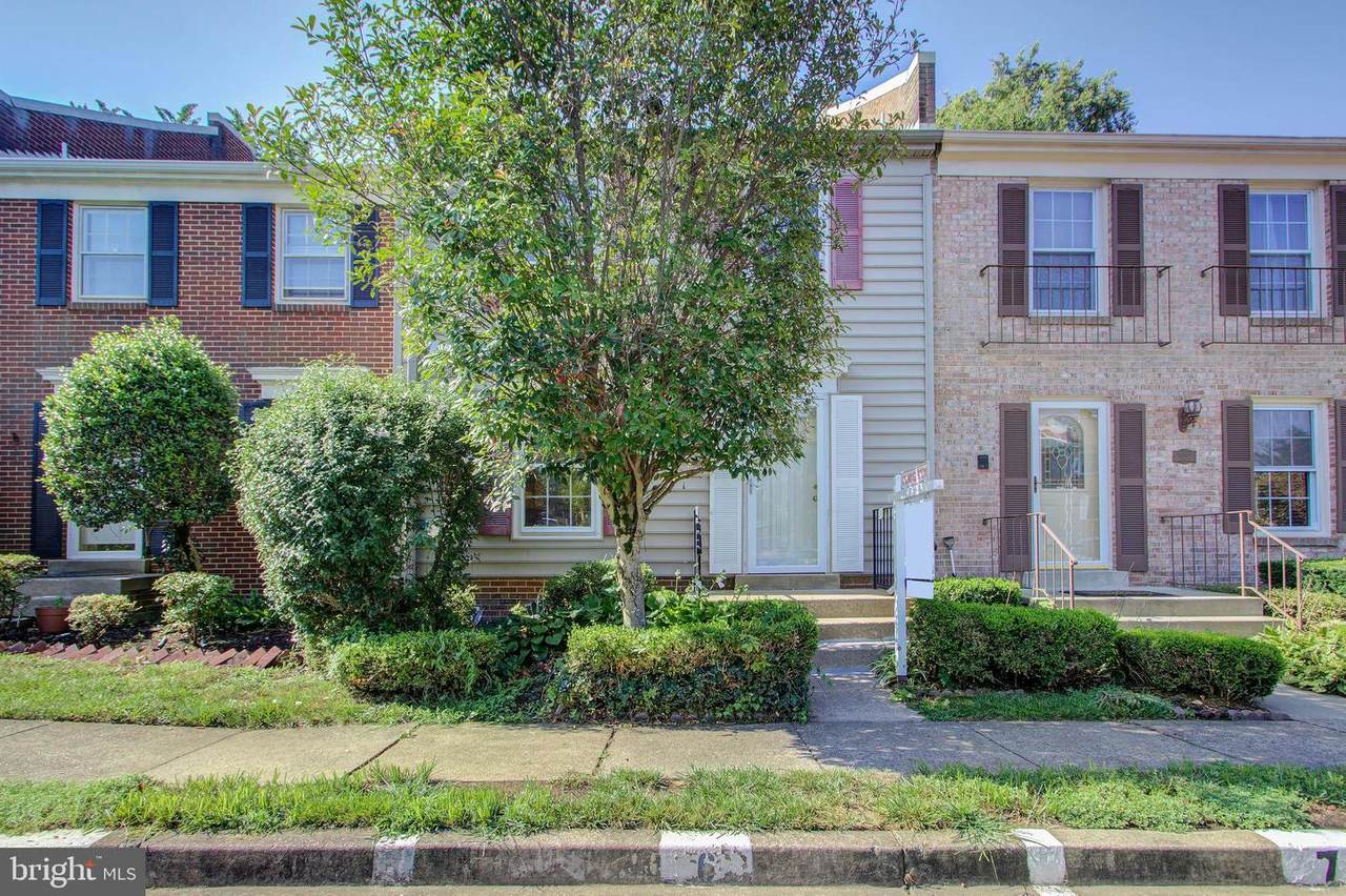 2555 Windbreak Drive - Photo 1