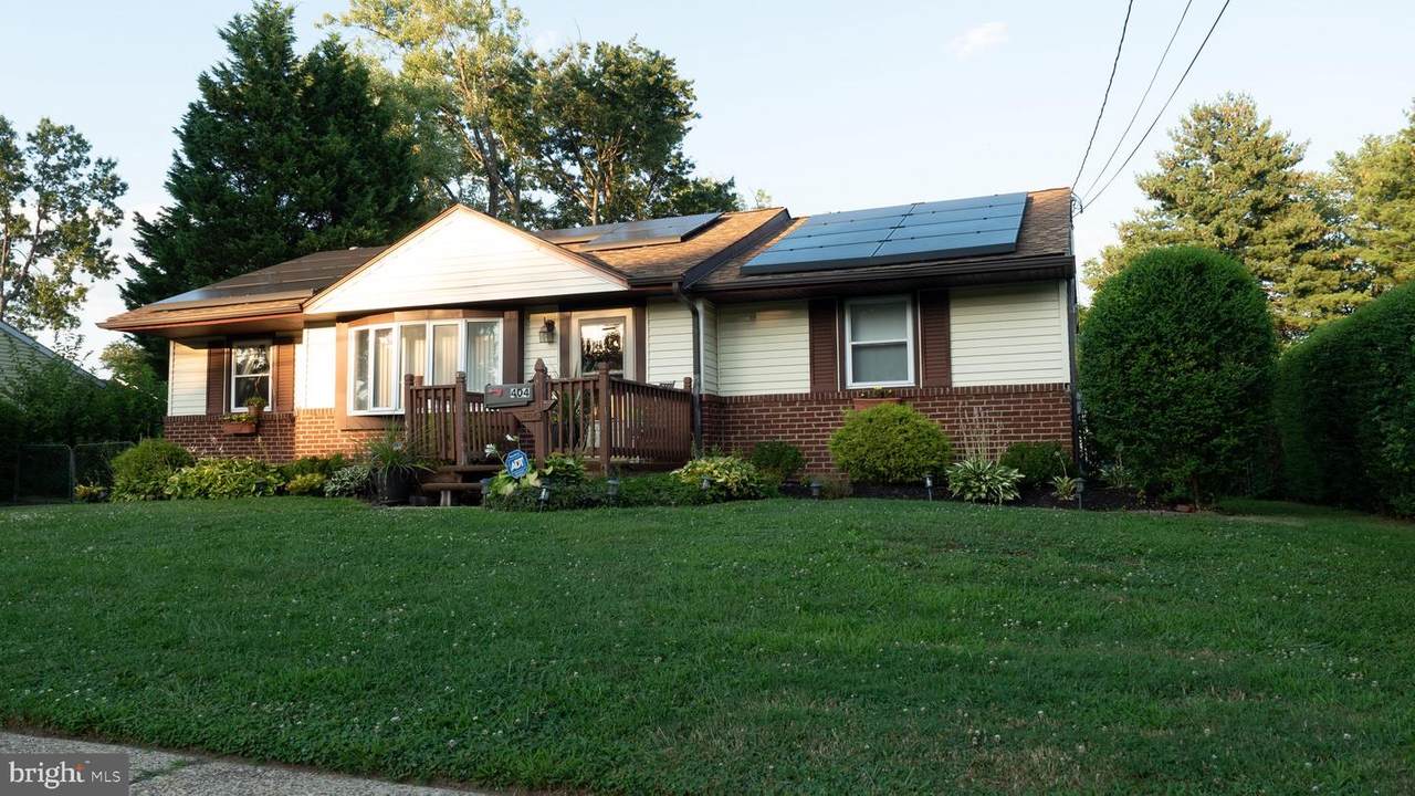404 Oak Drive - Photo 1