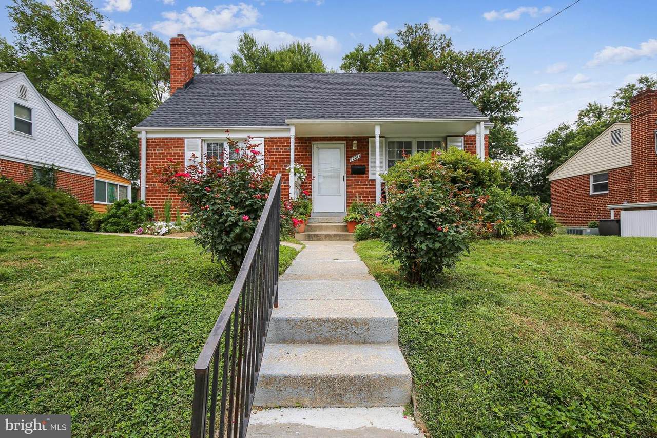 12211 Bushey Drive - Photo 1