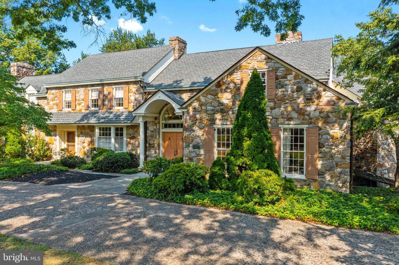 993 Keim Street - Photo 1