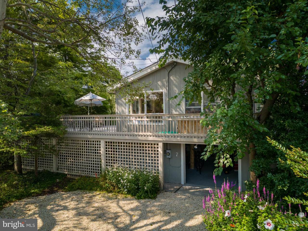 7 29TH Street - Photo 1