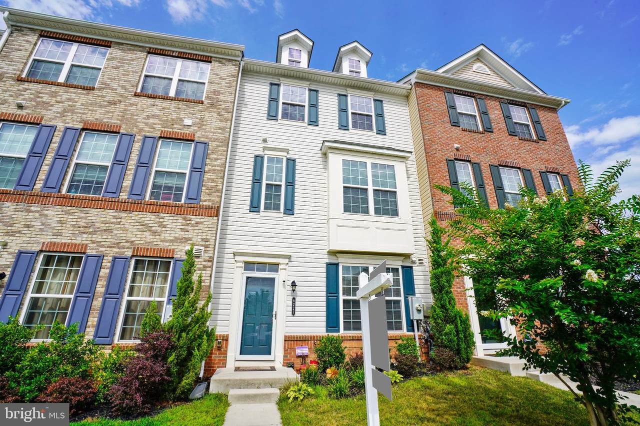 6227 Mckay Circle - Photo 1