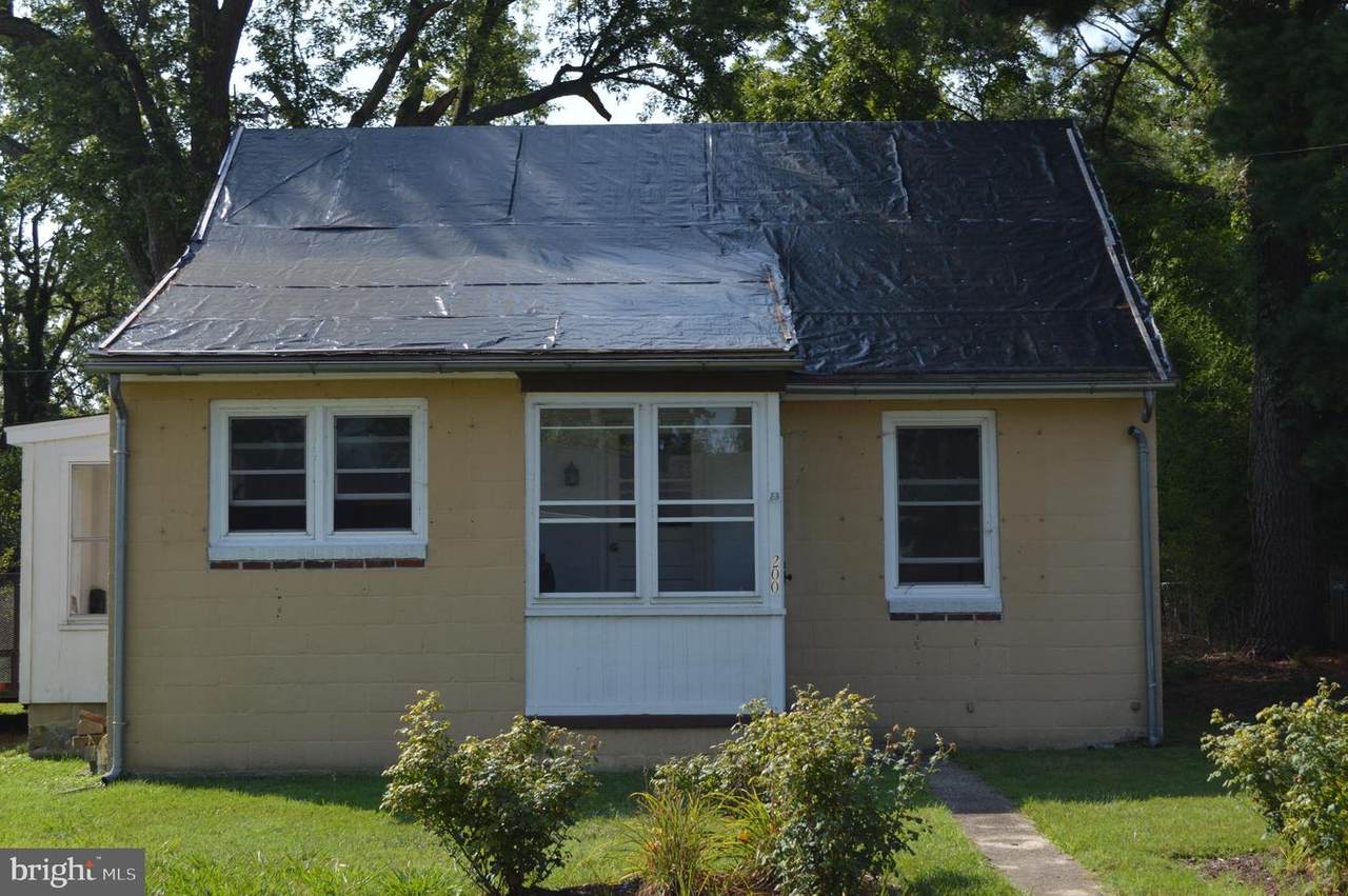 200 EAST MARENGO - Photo 1